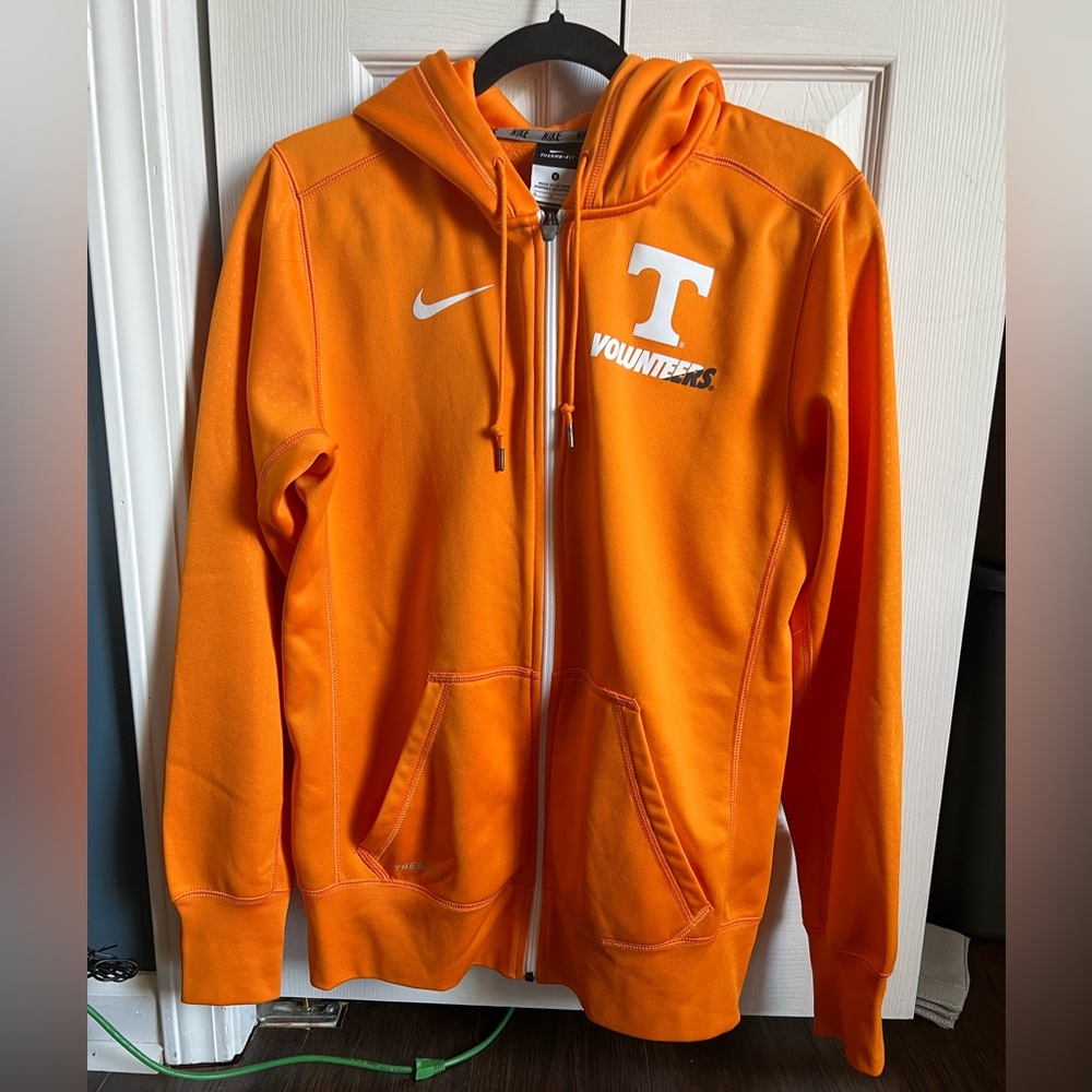 Men’s Nike University of Tennessee zip Hoodie size Small